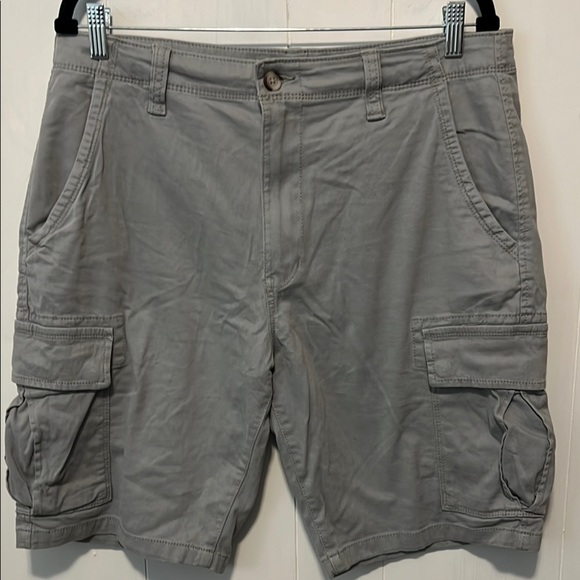Wrangler Relaxed Fit Men's Gray Cargo Shorts - Picture 1 of 7